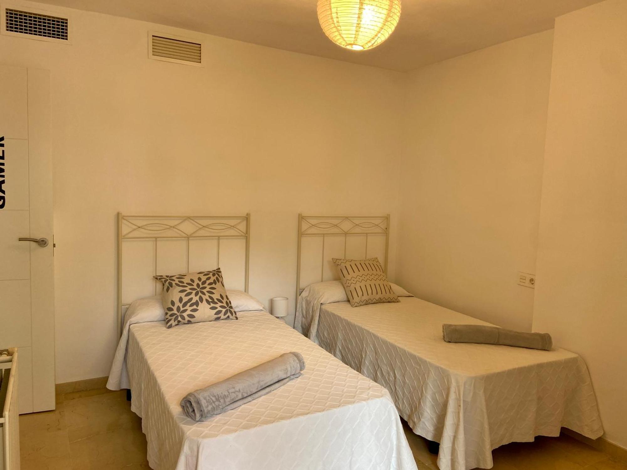 Apartamento Con Vistas Y Terraza En Guadalmina Mad Марбеля Екстериор снимка