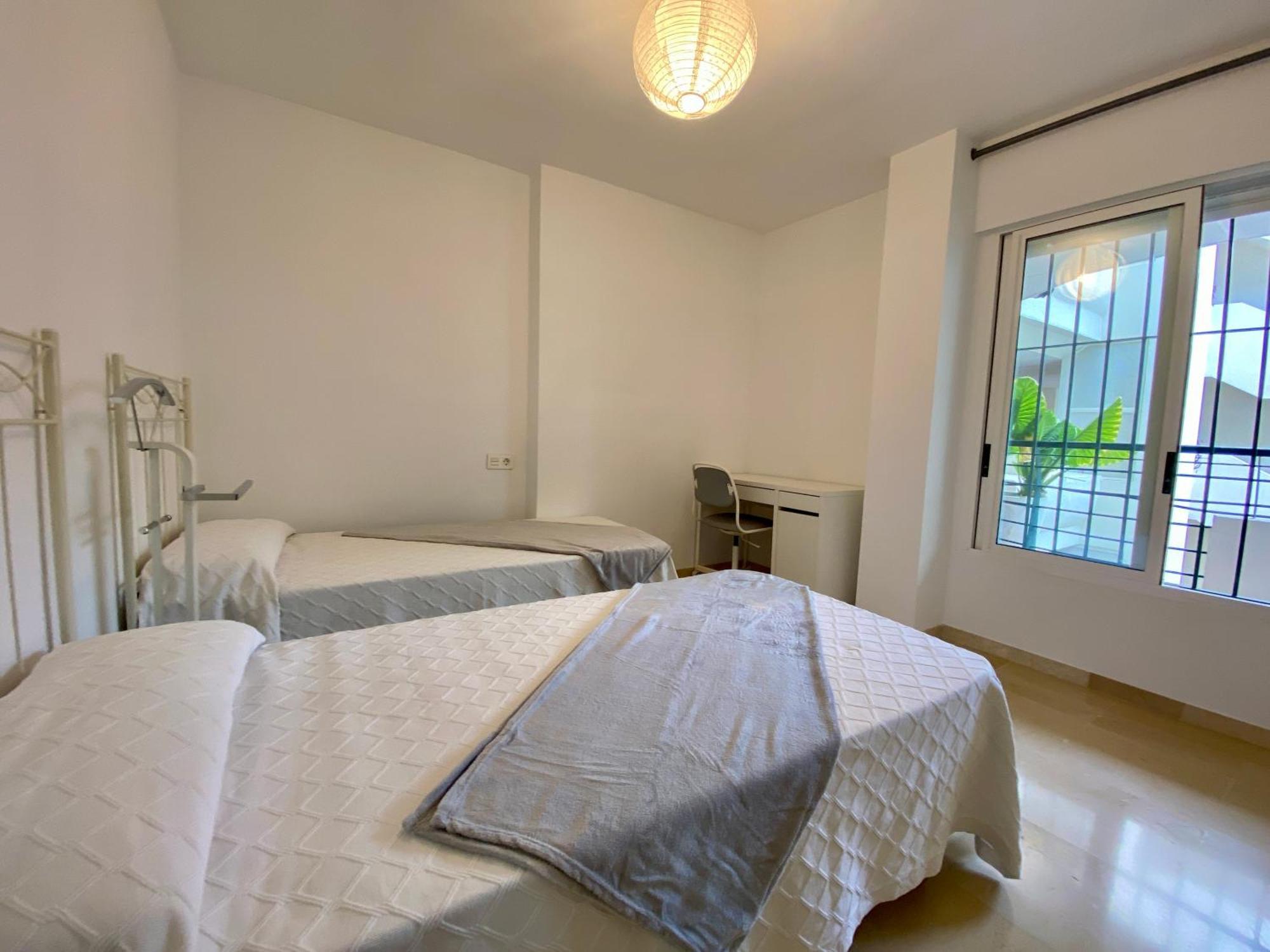 Apartamento Con Vistas Y Terraza En Guadalmina Mad Марбеля Екстериор снимка