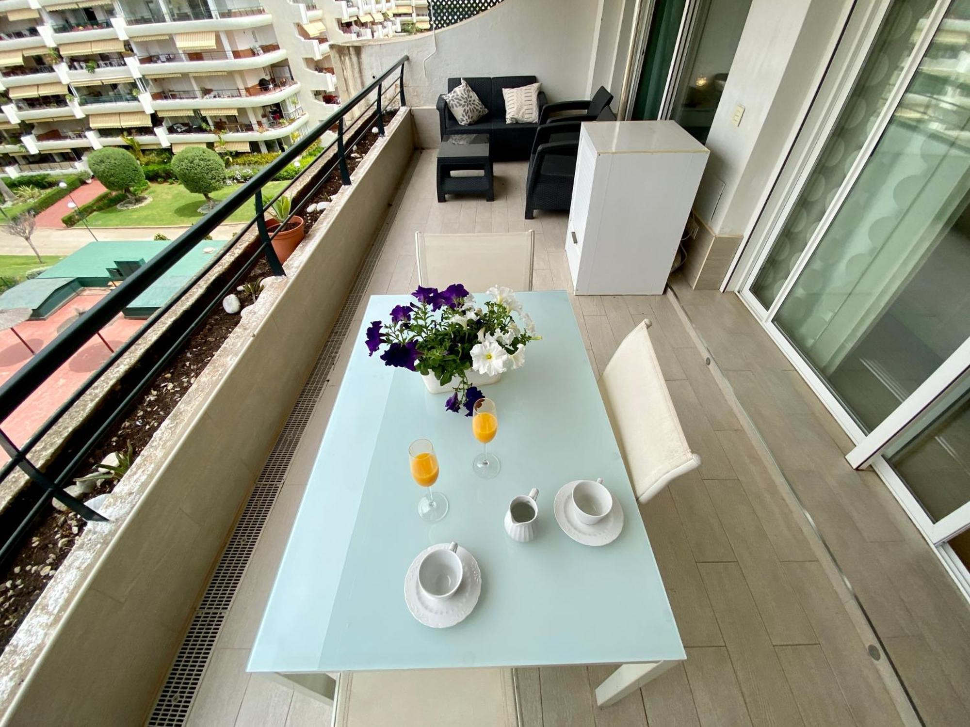 Apartamento Con Vistas Y Terraza En Guadalmina Mad Марбеля Екстериор снимка